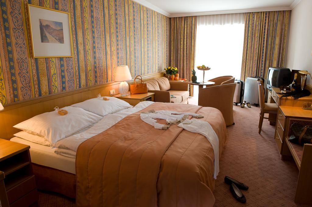 Hotel Astoria Garden - Thermenhotels Gastein Бад Хофгаштайн Экстерьер фото